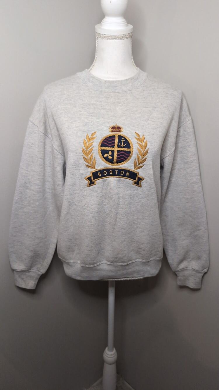 Vintage Jerzees Boston Crest Sweatshirt Mens M Made in USA Embroidered